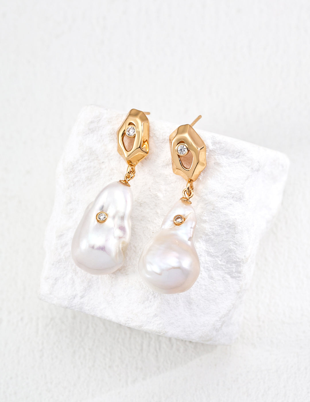 Celeste Baroque Pearl Necklace