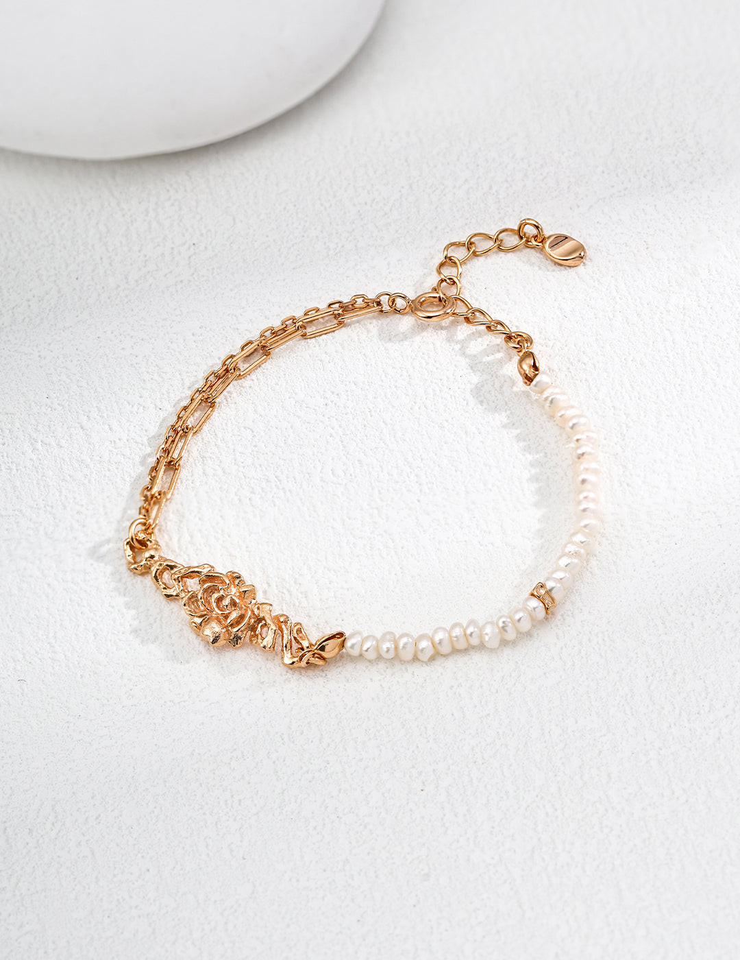 Whispers of Pearl Bracelet
